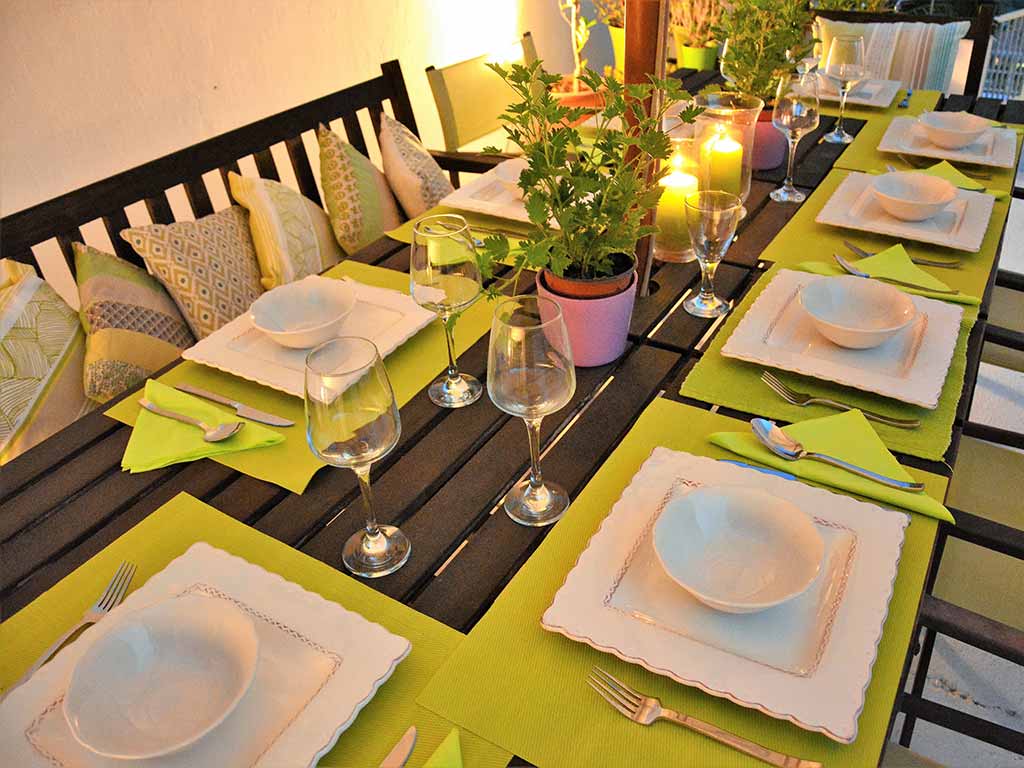 the mediterranean villa in sitges and its dinner table