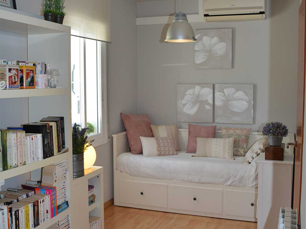 Mediterranean Sitges villa and its bedroom 2