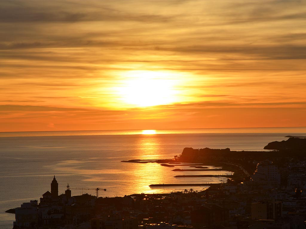 Mediterranean Villa in Sitges with amazing sunset