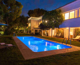 Sitges luxury villas close the beach