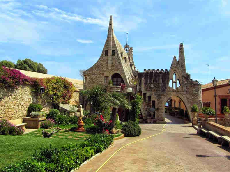 Güell wineries in Sitges