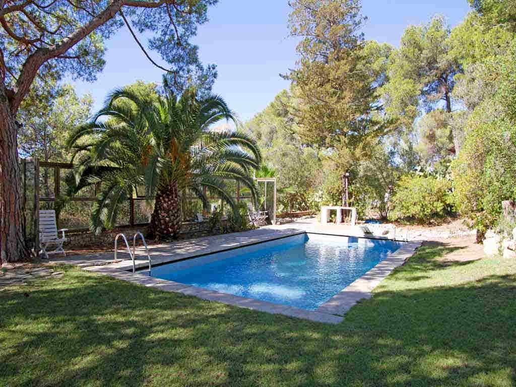 Holiday Sitges villa near Barcelona: garden