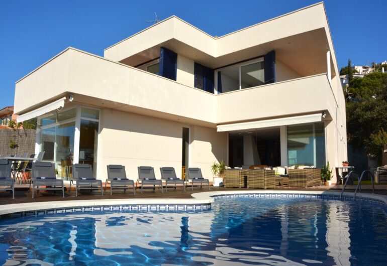 Chalet con piscina vacaciones