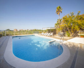 vacation home pool rent