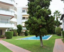 House for rent with pool Sitges
