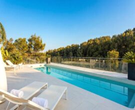 sitges holidays villas