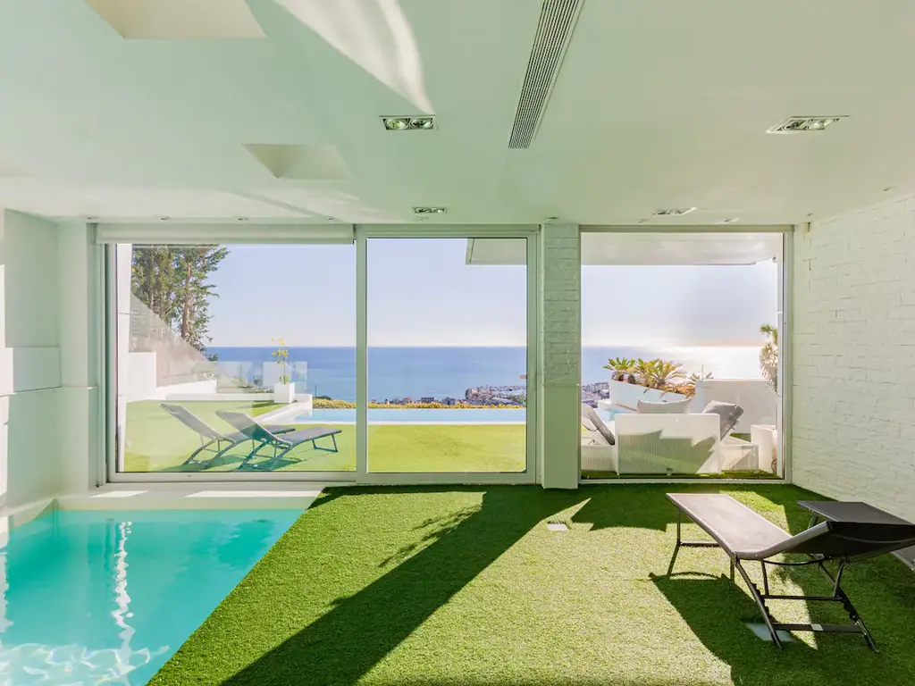 Villas with indoor pools