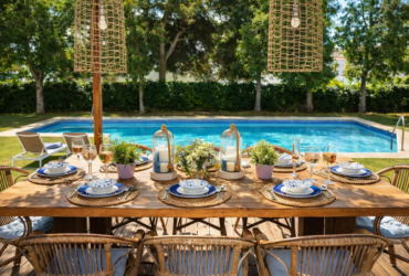 holiday villas with private pool sitges