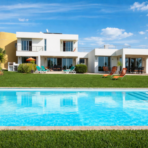 Luxury holiday villa in Faro with private pool
