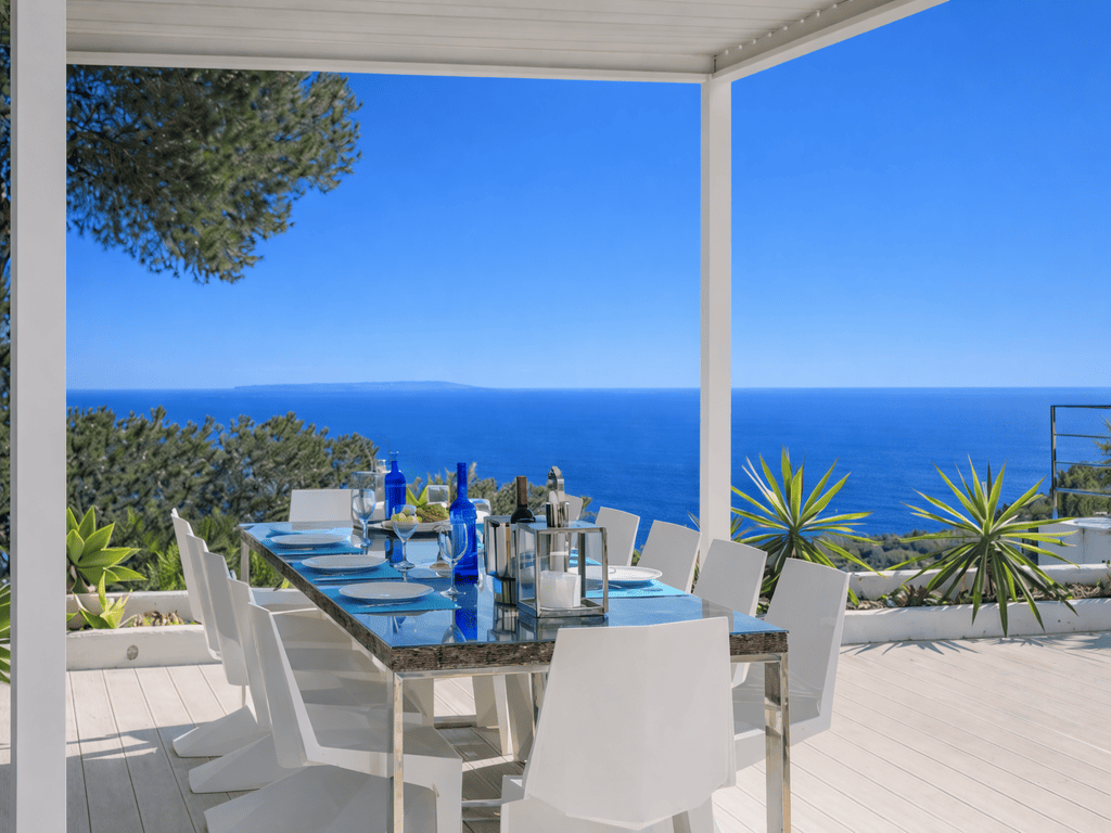 Luxury villas in Ibiza with sea views