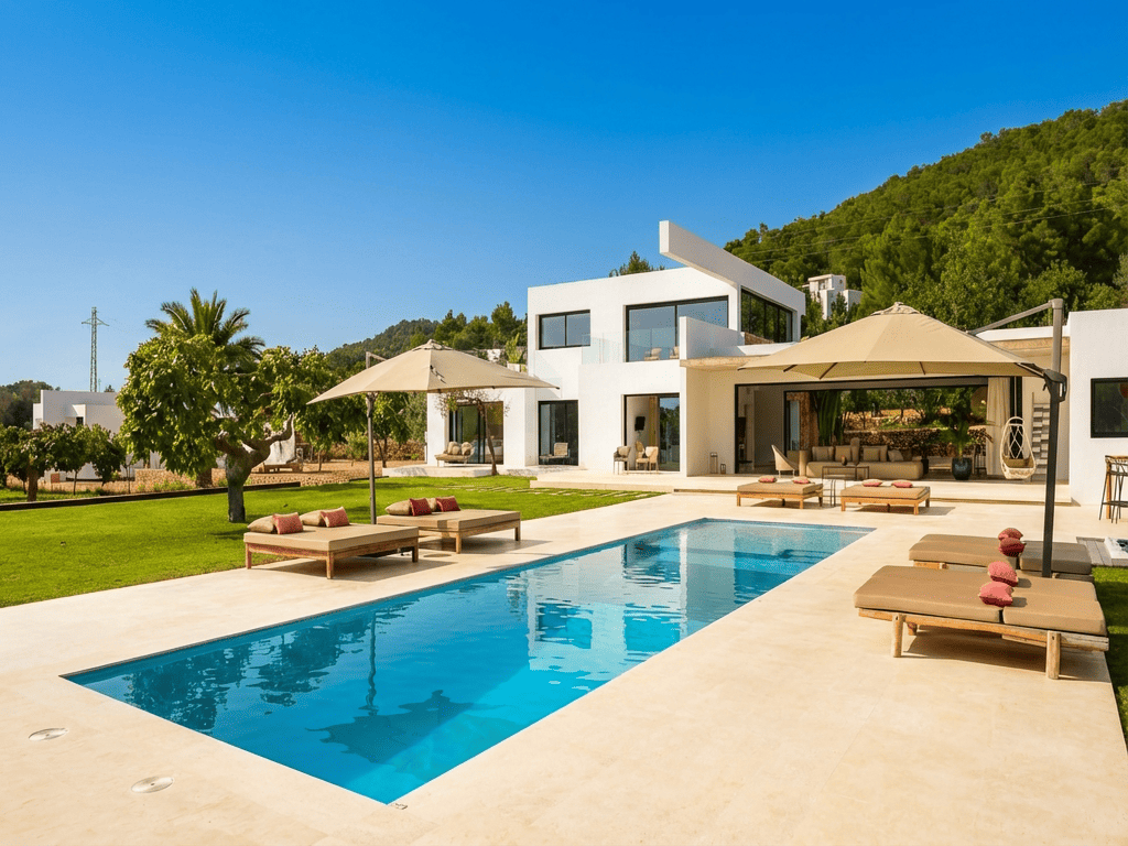 What to Buy in Ibiza This Summer