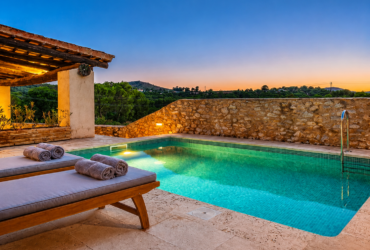 romantic getaways in Catalan farmhouses